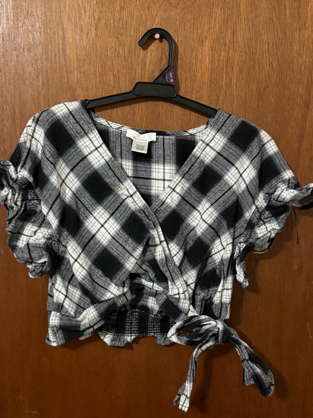 Black and white plaid crop top